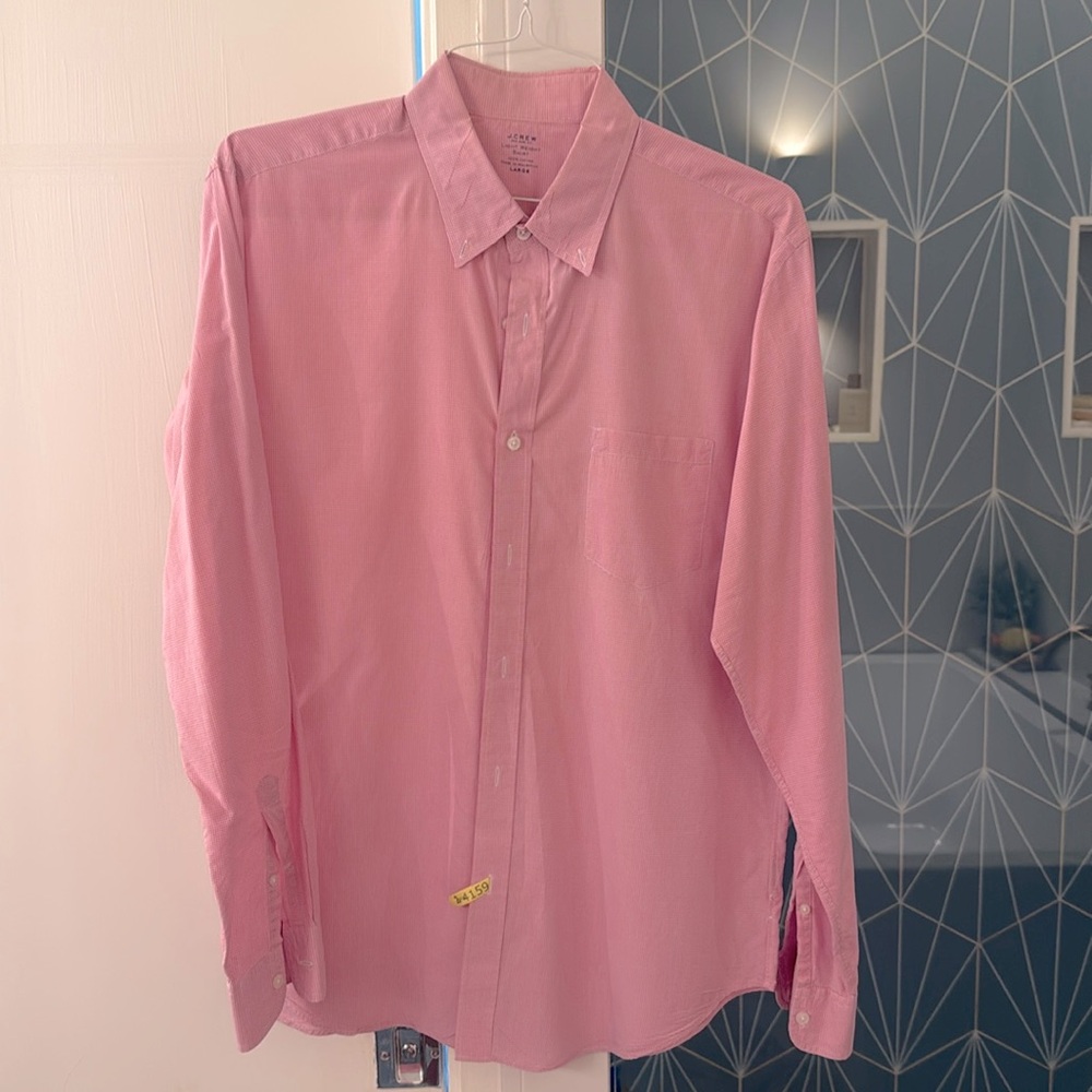 EUC Men’s J Crew pink & white gingham shirt